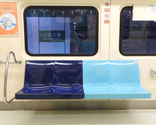 搭公車坐博愛座！金馬影帝被趕「下秒秀61歲身分證」乘客乖乖閉嘴　身分曝光「跟劉德華一樣大咖」