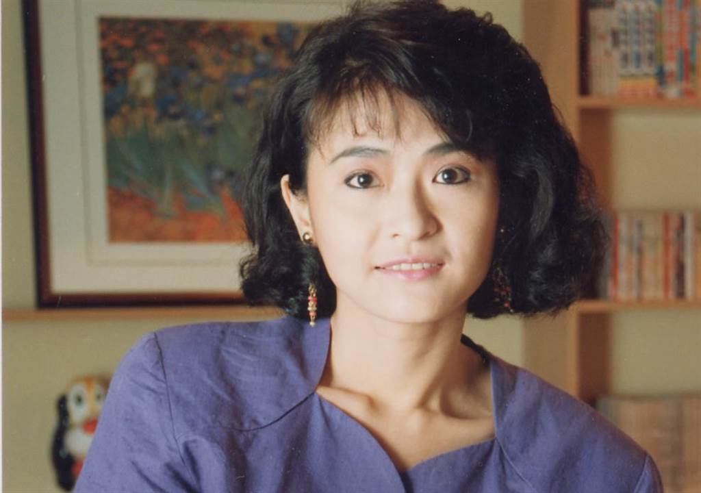 秘婚美國尪！昔日玉女「給老公看舊照」認不出她：在家是邋遢大嬸　揭異國婚秘訣「65歲仍熱戀」