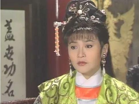 秘婚美國尪！昔日玉女「給老公看舊照」認不出她：在家是邋遢大嬸　揭異國婚秘訣「65歲仍熱戀」