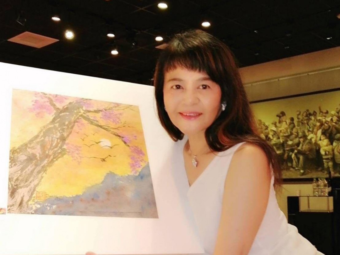 秘婚美國尪！昔日玉女「給老公看舊照」認不出她：在家是邋遢大嬸　揭異國婚秘訣「65歲仍熱戀」