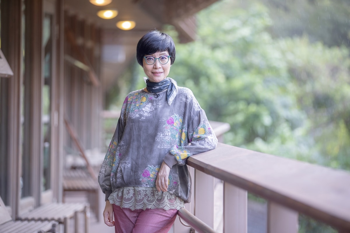 辭職照顧雙親！張曼娟帶爸媽坐小黃「請司機先按錶」　換來一頓大罵「她心中卻湧一片暖意」