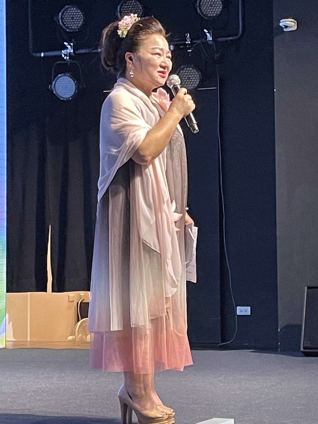 女兒走了25年！白冰冰不捨「委屈當我小孩」喪女痛依然在　「余天白髮人送黑髮人」她曝：3個月後會更難過