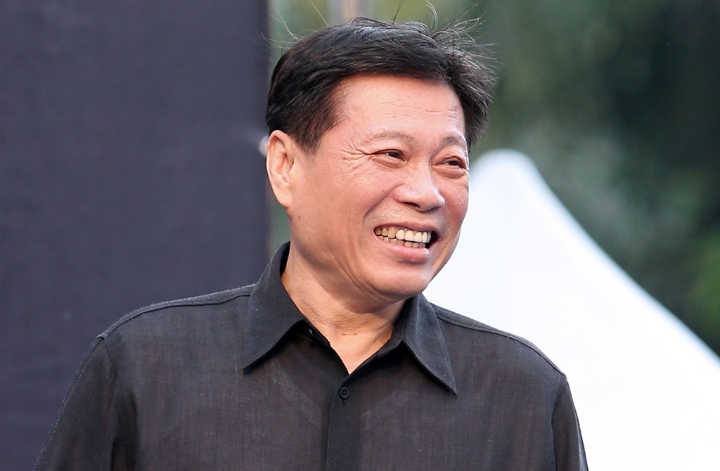 牽手35年！72歲法醫高大成「曝人生最大遺憾」：真的很寂寞　「當年欠債3億」淚謝日籍妻始終不離不棄
