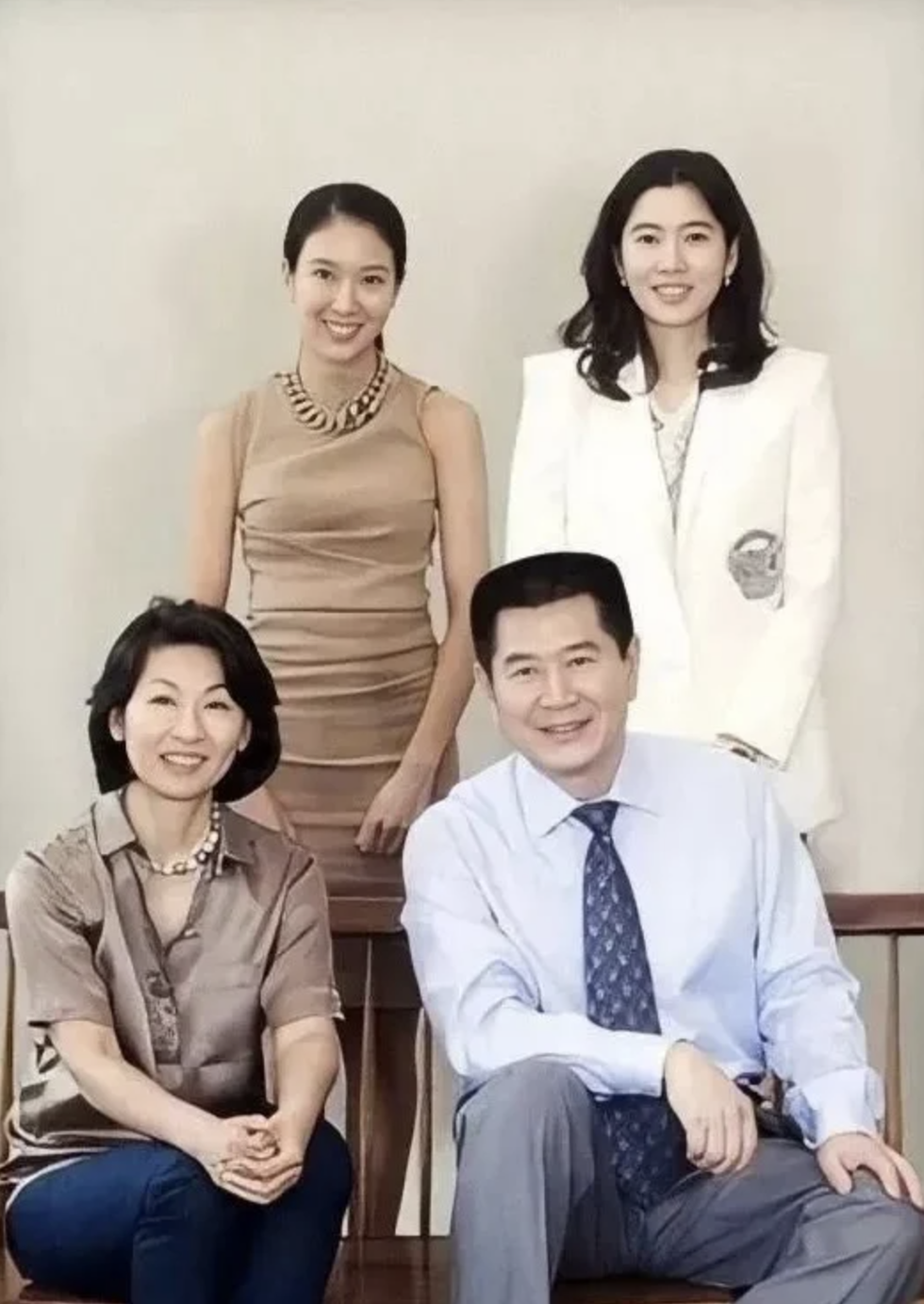 情牽17年！《魷魚遊戲》男主角「私下約會被目擊」　女友超狂身分「前三星媳婦、拯救家族企業」