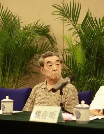 弟弟早走！69歲老戲骨「數十年如一日照顧弟媳」　「一人盡兩人孝」照顧年邁雙親不敢老去