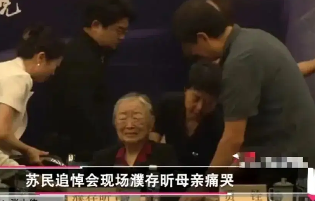 弟弟早走！69歲老戲骨「數十年如一日照顧弟媳」　「一人盡兩人孝」照顧年邁雙親不敢老去