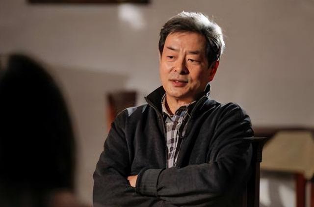 弟弟早走！69歲老戲骨「數十年如一日照顧弟媳」　「一人盡兩人孝」照顧年邁雙親不敢老去