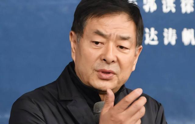 弟弟早走！69歲老戲骨「數十年如一日照顧弟媳」　「一人盡兩人孝」照顧年邁雙親不敢老去