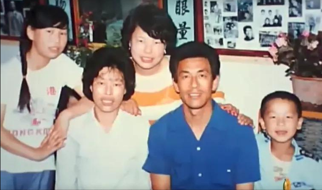 3子女集體啃老！77歲男星偕妻「搬進養老院」不受家庭束縛　「重新開始退休」每天過得笑呵呵
