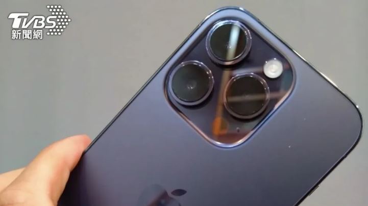 玩遊戲會卡！國三兒「吵著換iPhone14」父子大吵一架　爸爸「直接震撼教育」網讚翻：觀念太正確