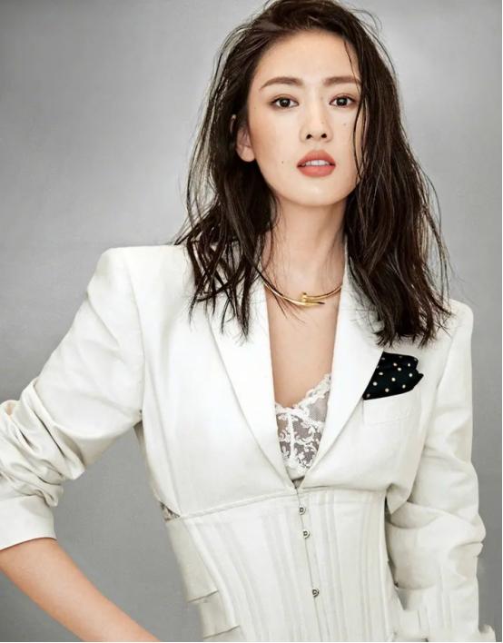 嫁大17歲CEO！「小章子怡」演活全能媽媽翻紅視后　「被老公捧在掌心疼」餘生有他遮風擋雨