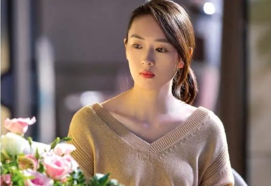 嫁大17歲CEO！「小章子怡」演活全能媽媽翻紅視后　「被老公捧在掌心疼」餘生有他遮風擋雨