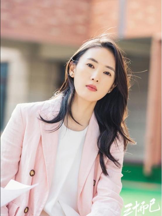 嫁大17歲CEO！「小章子怡」演活全能媽媽翻紅視后　「被老公捧在掌心疼」餘生有他遮風擋雨