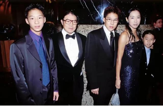 兩婚皆嫁豪門！「最美港姐」嫁摯友14年被寵成像公主　「3兒近況大不同」曝為母煩惱