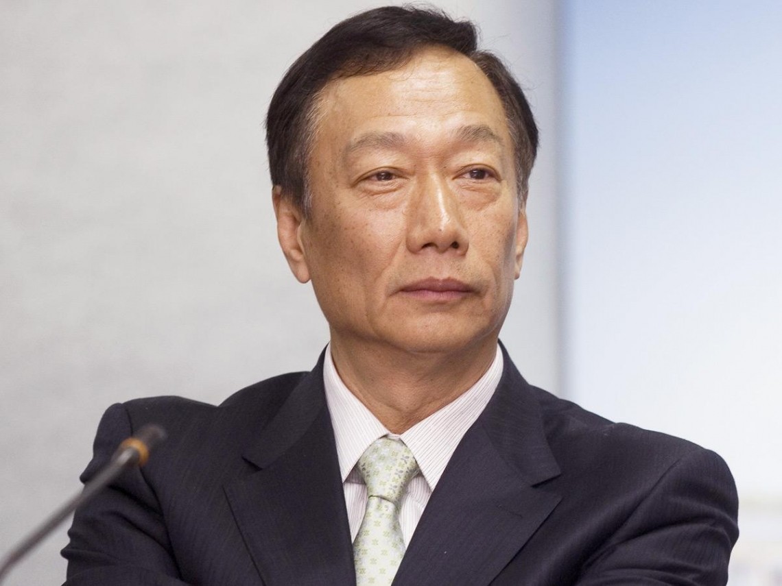 登報敬告郭台銘！美妝董事長控「鴻海欠2000萬債」下最後通牒　揚言「靠我們大賺2兆」：一定付出代價