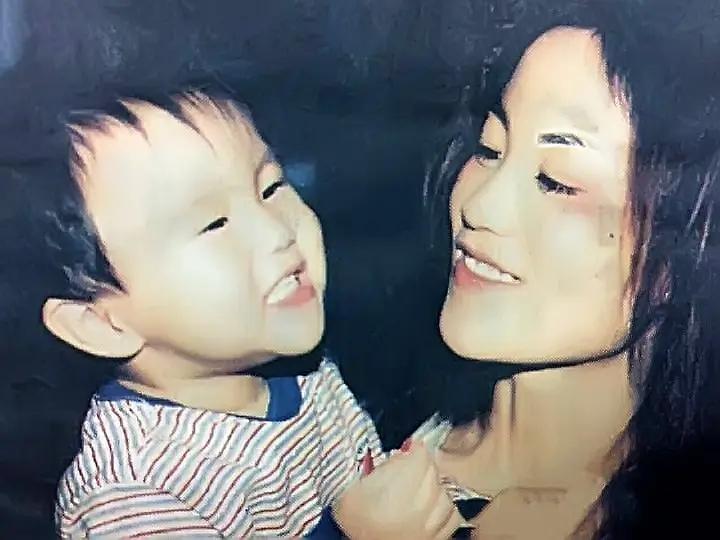 打敗王菲成功上位！不後悔「從王菲手中搶走他」　離婚19年後「看透婚姻」與女兒共度餘生
