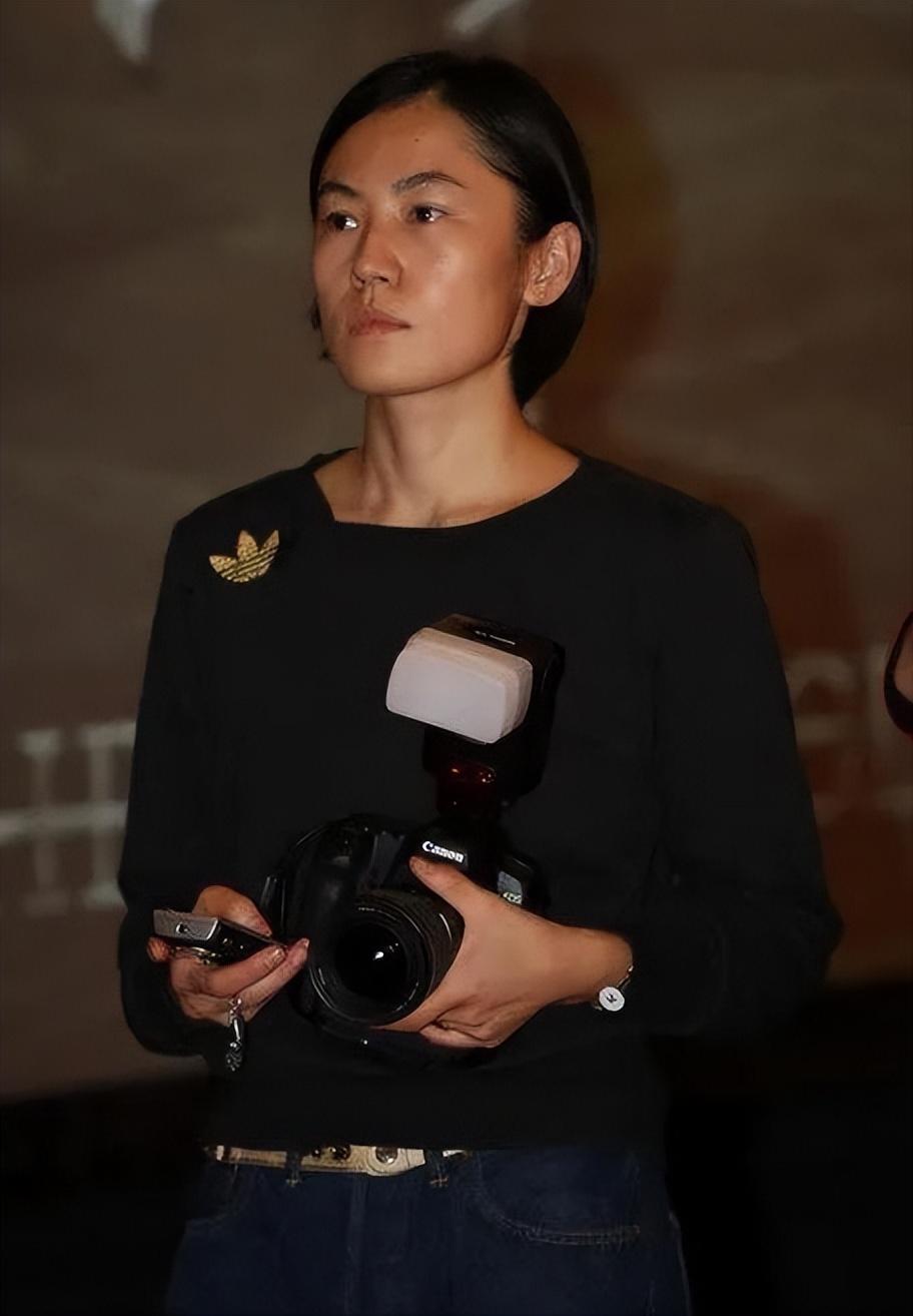 打敗王菲成功上位！不後悔「從王菲手中搶走他」　離婚19年後「看透婚姻」與女兒共度餘生