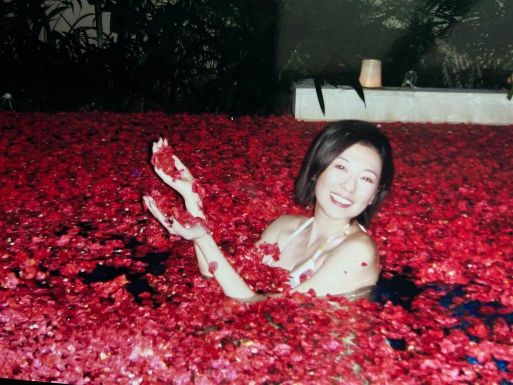 不愛鮮花驚喜！況明潔50大壽「老公豪氣包大禮」付清房貸尾款　她坦言「只愛務實浪漫」婚後仍熱戀