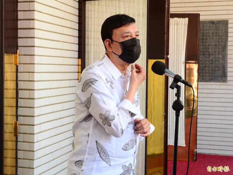 坦言很難放下！痛失余苑綺1個月「余祥銓洩爸爸近況」　「父子互動曝光」網欣慰：余天終於笑了