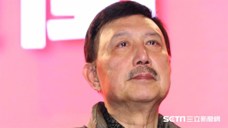 坦言很難放下！痛失余苑綺1個月「余祥銓洩爸爸近況」　「父子互動曝光」網欣慰：余天終於笑了