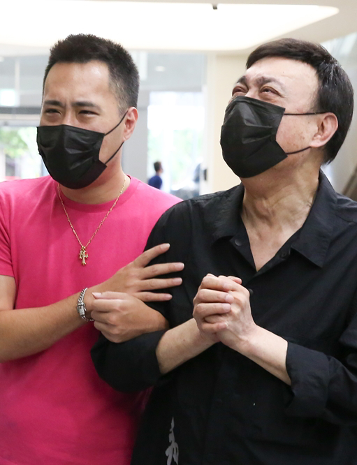 坦言很難放下！痛失余苑綺1個月「余祥銓洩爸爸近況」　「父子互動曝光」網欣慰：余天終於笑了
