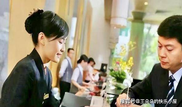 離婚2年餐廳偶遇前妻！我提出「要為她買單」　一到櫃檯「讓我羞愧難當」只能轉身離開
