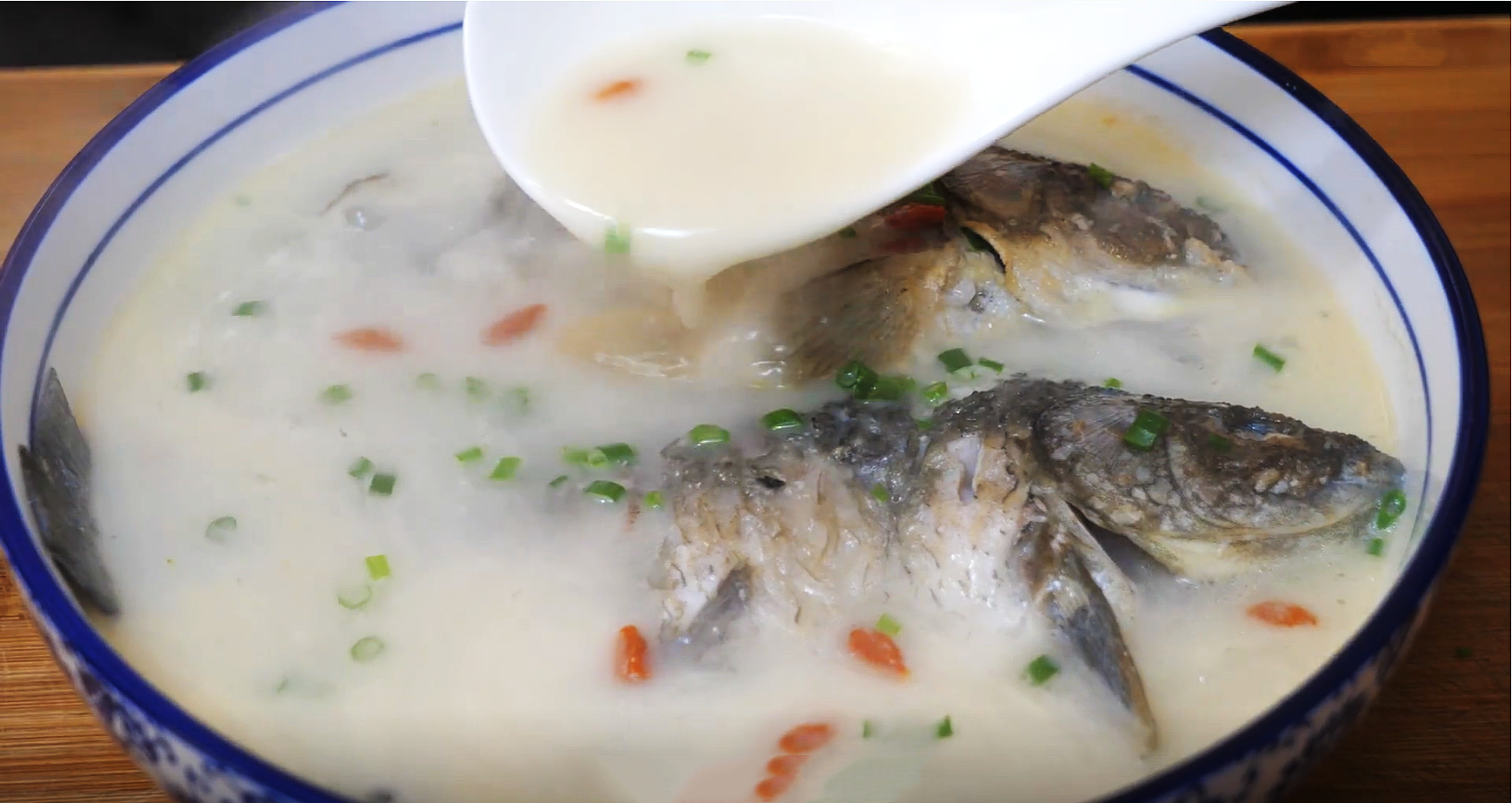 女人步入更年期！建議常吃「6種益氣補血食物」 高蛋白低脂肪：堅持吃氣色好「不發胖」