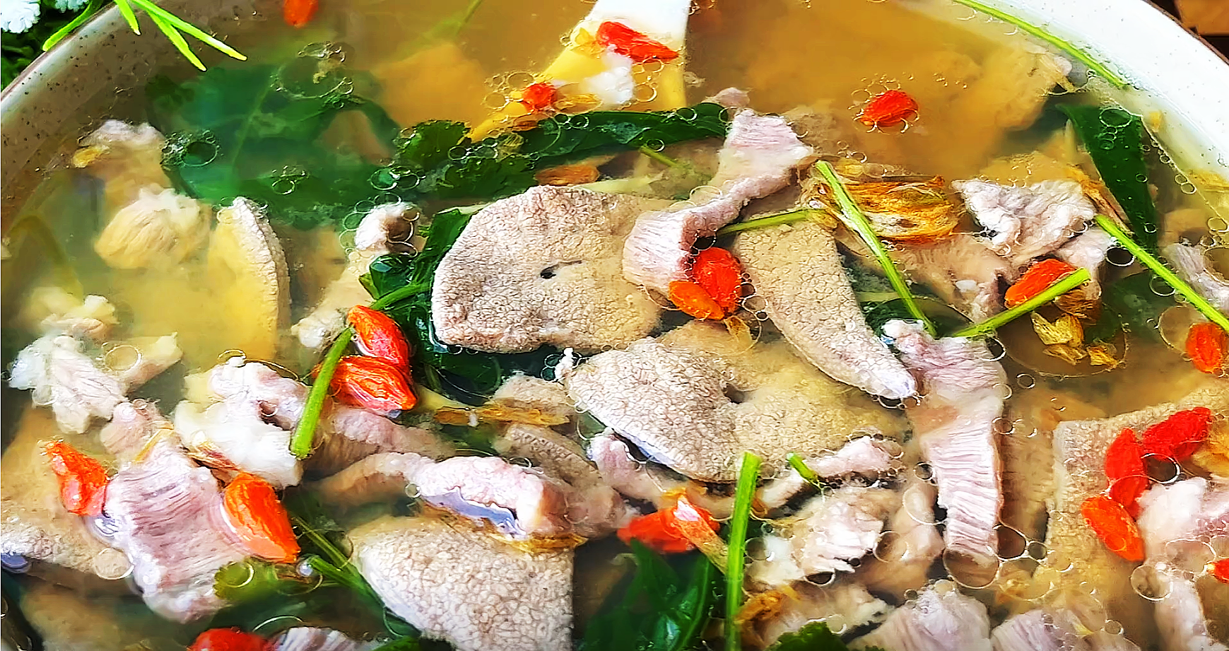 女人步入更年期！建議常吃「6種益氣補血食物」 高蛋白低脂肪：堅持吃氣色好「不發胖」