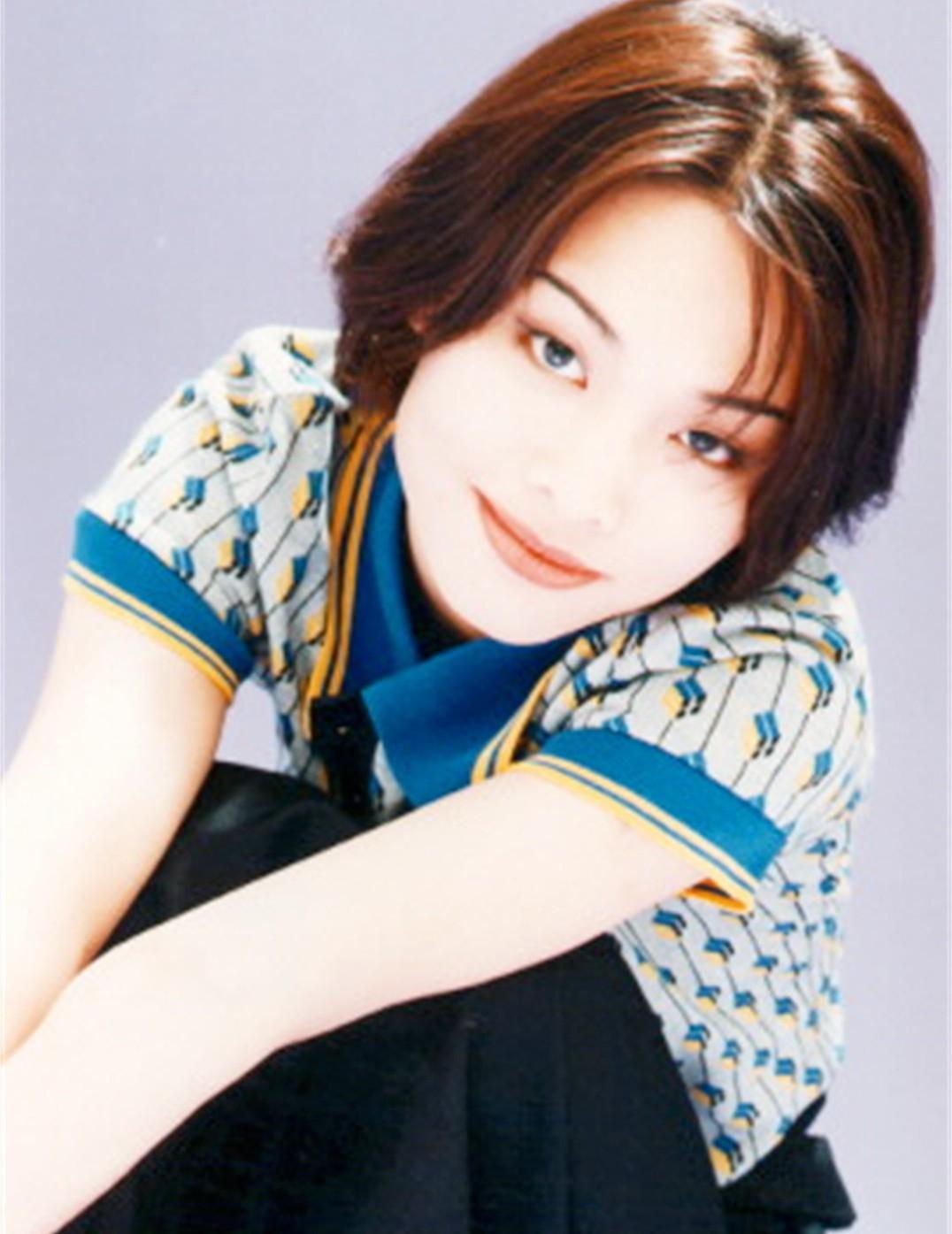 51歲天后變瘋女「被送進精神病院」！為愛癡狂淪落街頭　被家人奪走財產：將一手好牌打爛