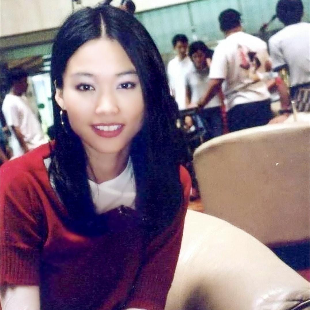 51歲天后變瘋女「被送進精神病院」！為愛癡狂淪落街頭　被家人奪走財產：將一手好牌打爛