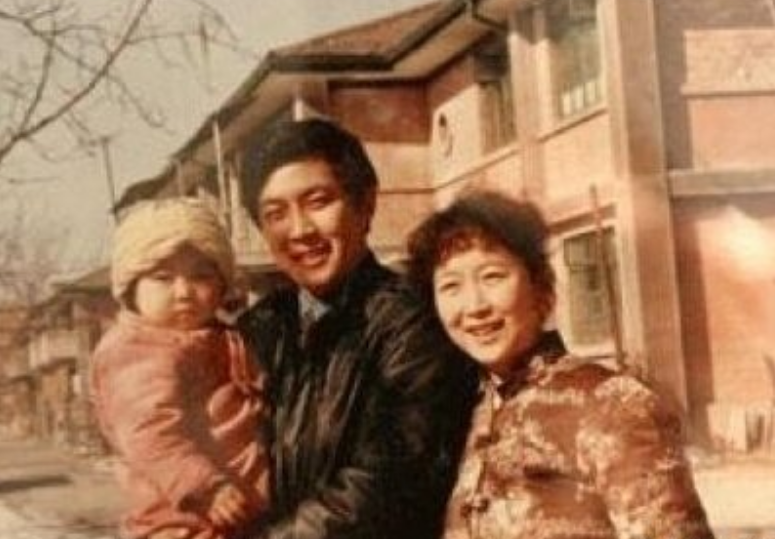 男星連續3天逼妻離婚！妻子用「給7歲女留遺書」：幫媽報仇　多年後他再婚「近況讓人傻住」