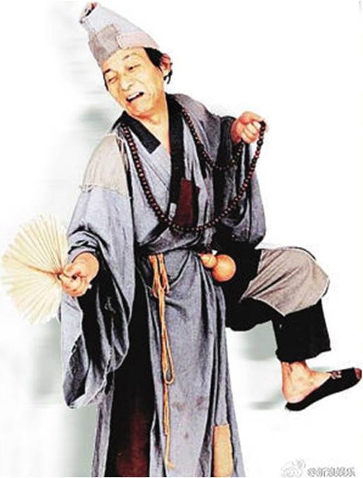 52歲演活《濟公》！資深男星與佛結緣「晚年剃度出家」　88歲近況曝「臉凹、四肢消瘦」