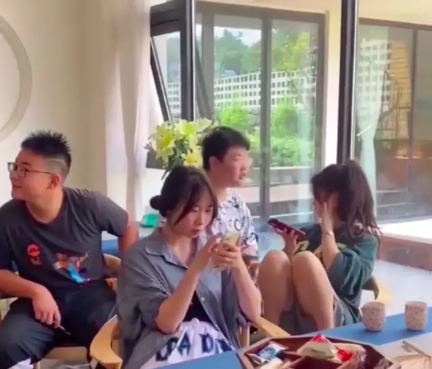 16個外甥組團又來！最強舅舅暑假包辦吃喝「驚人開銷曝光」　連假期間「再帶大包小包登門」他崩潰：怎麼還來