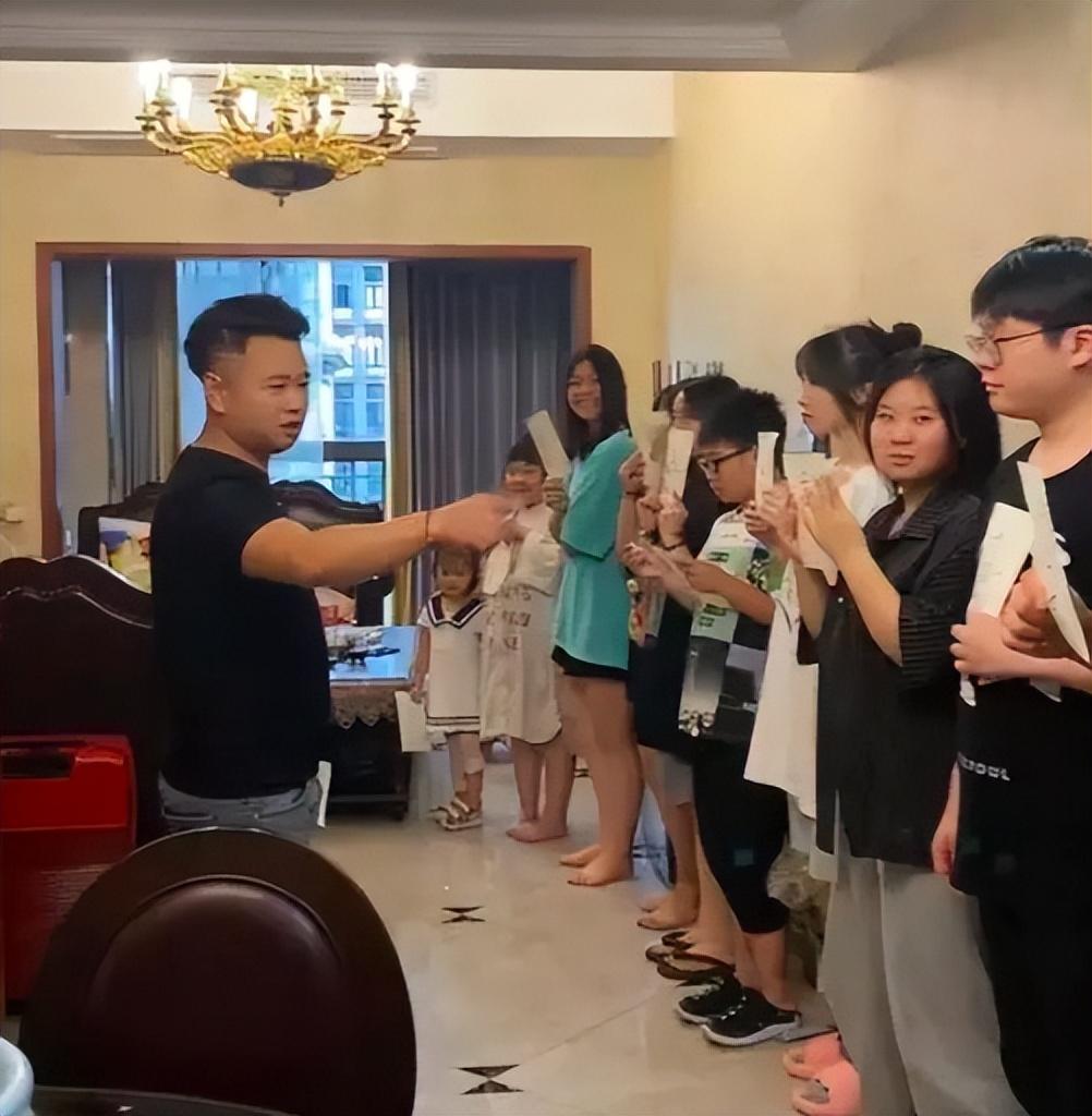 16個外甥組團又來！最強舅舅暑假包辦吃喝「驚人開銷曝光」　連假期間「再帶大包小包登門」他崩潰：怎麼還來