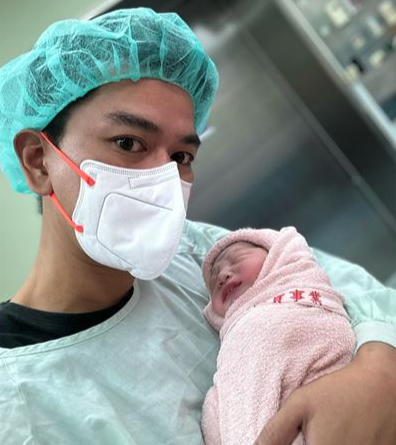 宮縮指數飆破130！40歲八點檔男星「老婆順利生下2寶」　上廁所突破水「只花4分鐘卸貨」：痛到全身發抖