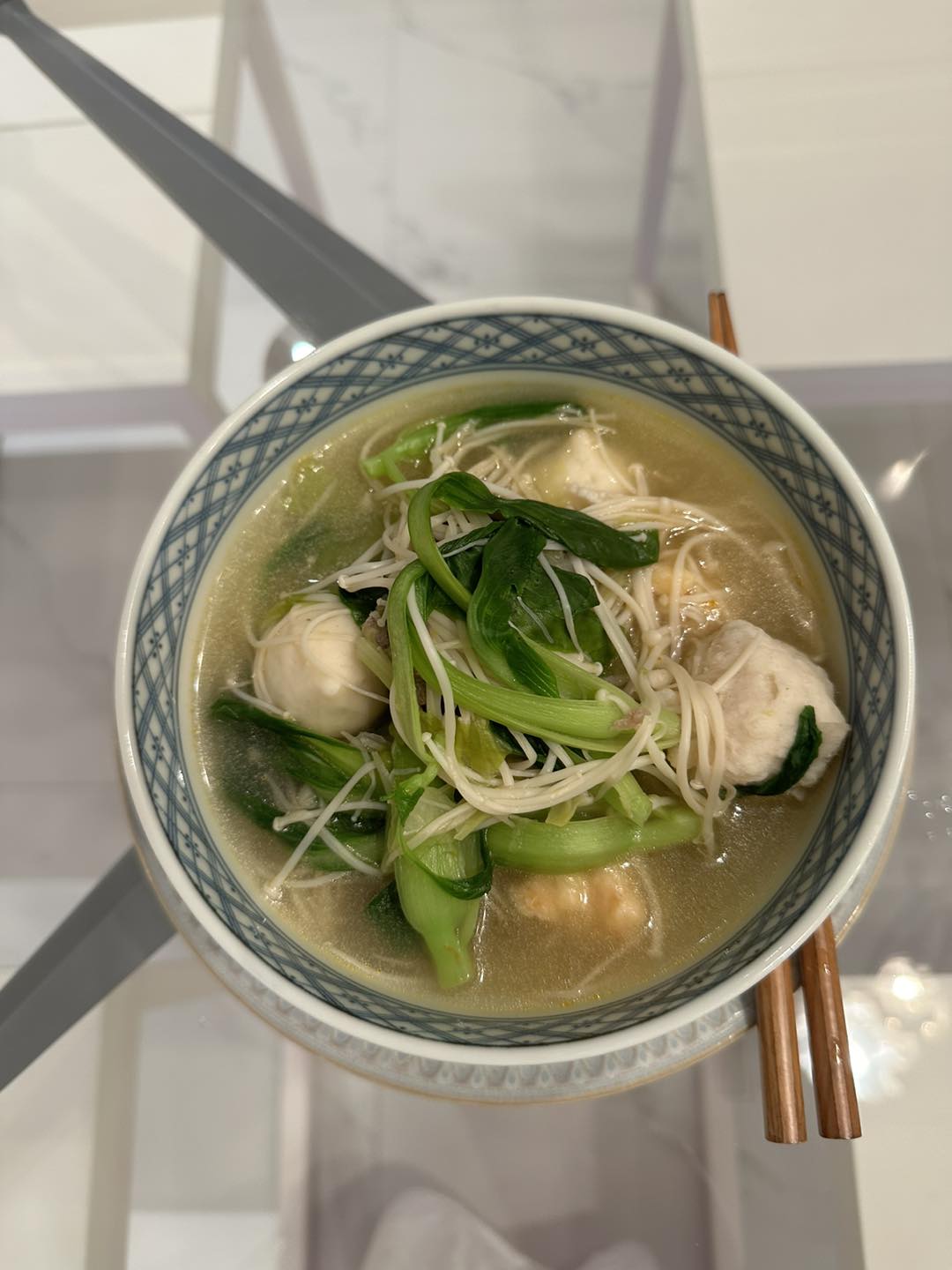 病魔折磨4年！陳文茜「搬回故鄉」開心宣布：像殭屍一樣復活了　手顫抖堅持煮火鍋「吃完癱軟在地」