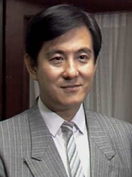 獨養全家4口！《包青天》男星整年只賺五千「改當大樓管理員」　收入不如巔峰「岳母太太接連離去」現況曝光