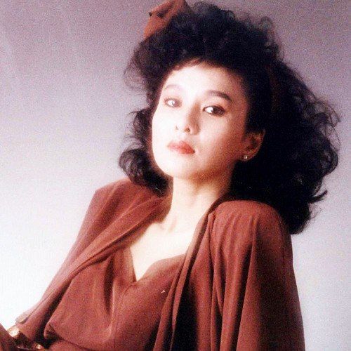 日吞8顆安眠藥！67歲資深女星「認患精神失調」傷到腦　罹失智機率「是普通人25倍」願砸百萬換健康