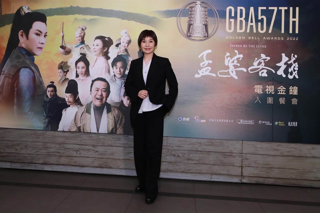 喪母暴瘦9公斤！唐美雲努力振作「在媽媽靈堂前報喜」　「仍欠千萬債務也甘願」終讓歌仔戲被看見