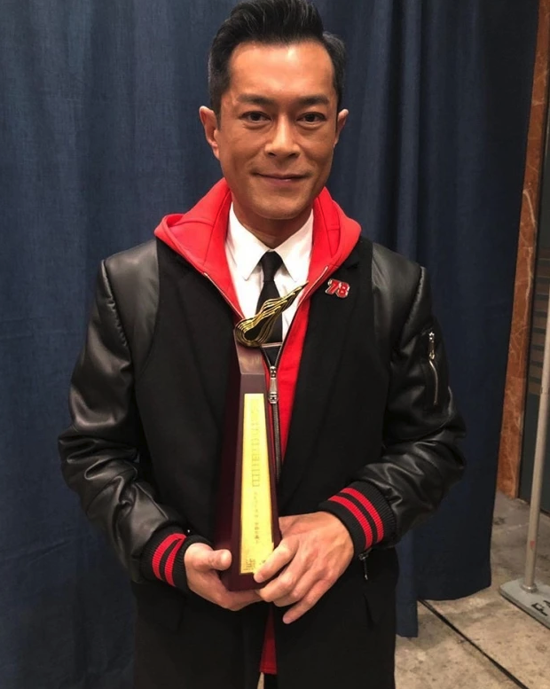 吃止痛藥苦撐！55歲古天樂「突右半身麻痺」入院動手術　醫生搖頭曝病況：「神經全壞了...」