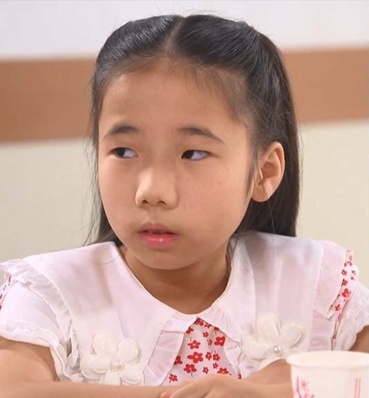 一句台語都不會！《市井豪門》可馨「9歲演活心機女」被觀眾罵翻　陳仙梅抱不平「真實個性惹人愛」還是小歌手