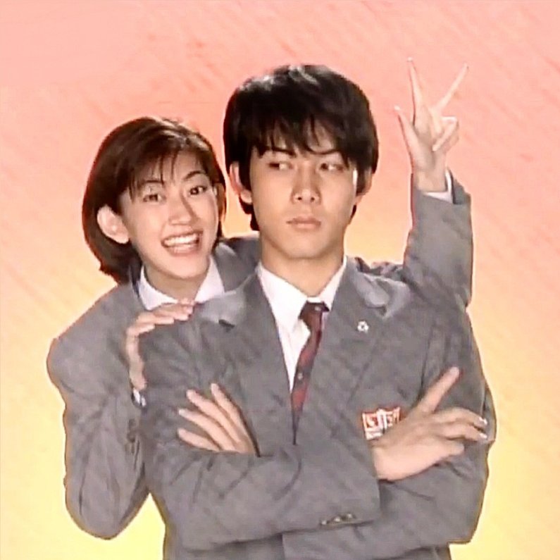 曾經的國民美少女！大咖女星「當年傻妹形象」爆紅　為愛淡出演藝圈「48歲凍齡美貌」太驚艷