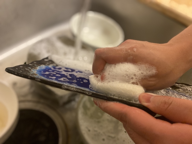 才報到1小時！新人員工「脖子長20公分脂肪瘤」沒錢醫　佛心老闆豪氣「全包開刀費」