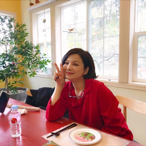 照顧中風母13年！楊貴媚一度暫別演藝圈「自己的媽媽自己顧」　狠心扮黑臉督促「轉身偷偷掉淚」：我以她為榮