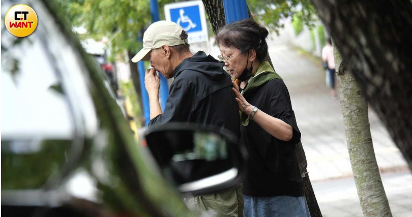 疑患帕金森氏症！75歲侯孝賢「病痛纏身40年」身形暴瘦　遭傳「記不住人名」健康狀況曝