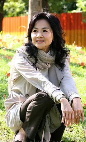 病逝10周年！帽子歌后「只對自己嚴格」私下超和藹　「生前寵粉暖舉曝」從沒看過她發脾氣