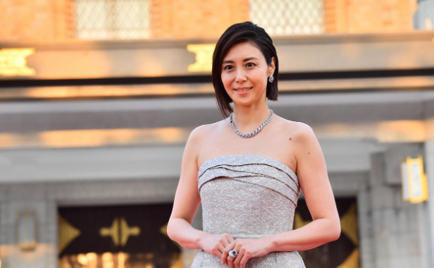 當年紅遍全台！資深女星「憑藉清純美貌」成夢中情人　如今51歲「臉上多了歲月痕跡」近照瘋傳