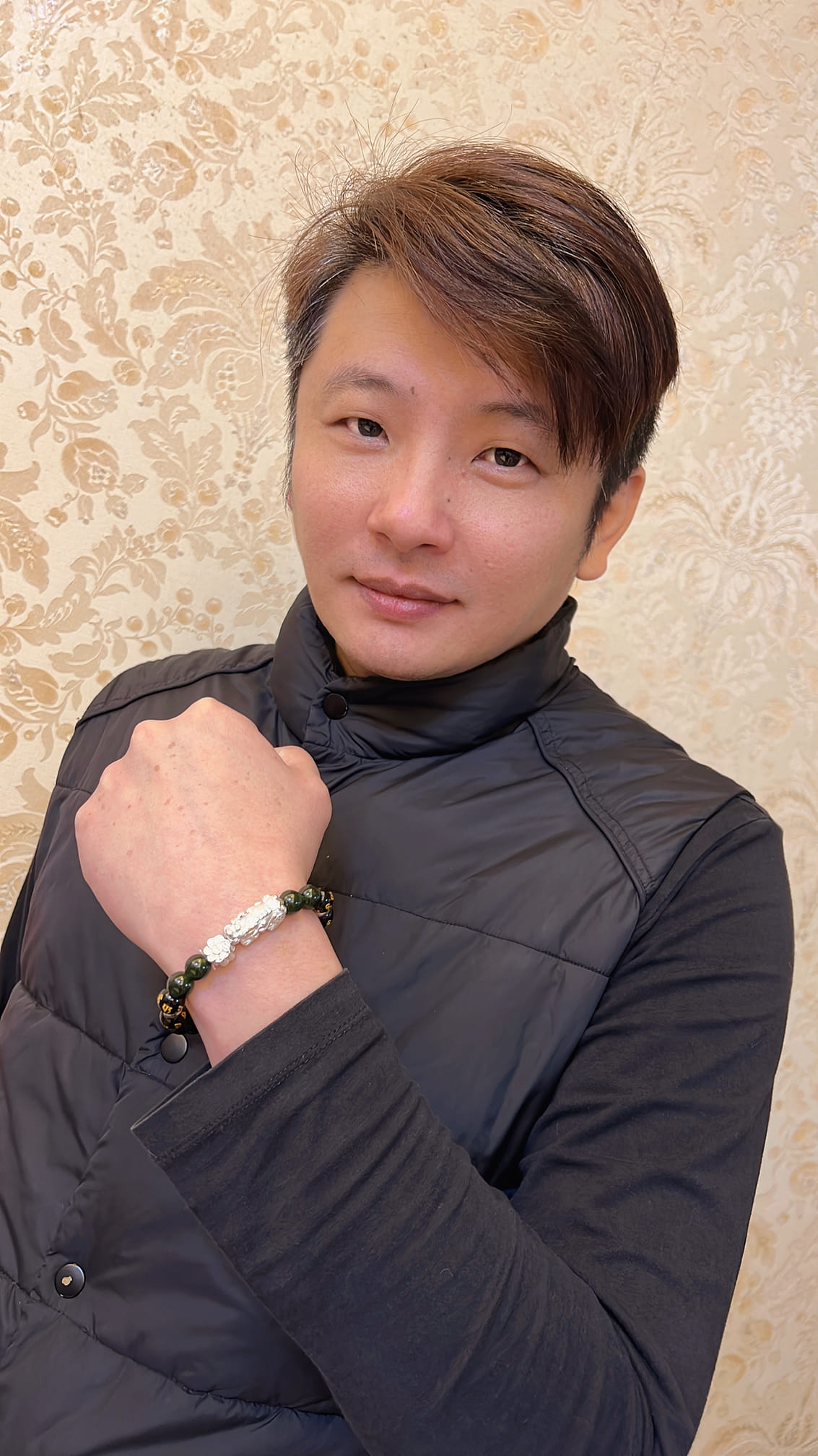 昔和許富凱拚一哥！台語歌手零收入「轉直播叫賣」月拚6位數養家　曾開吊車、做黑手「賺得比唱歌多」
