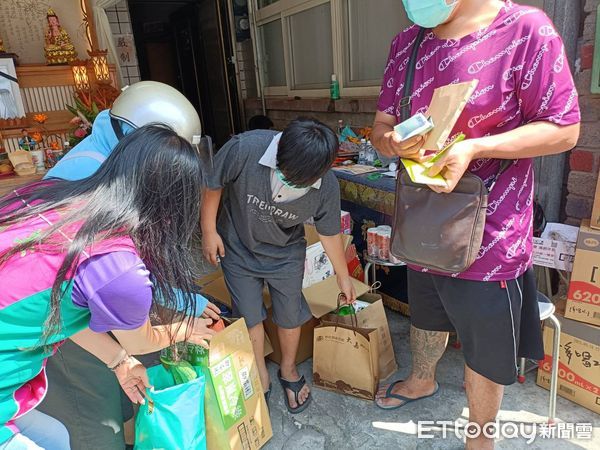 心疼彰化小兄妹！癌父病逝後斷水斷電「半個月沒洗澡」生活陷困頓　「3天湧千萬善款」最新近況曝光