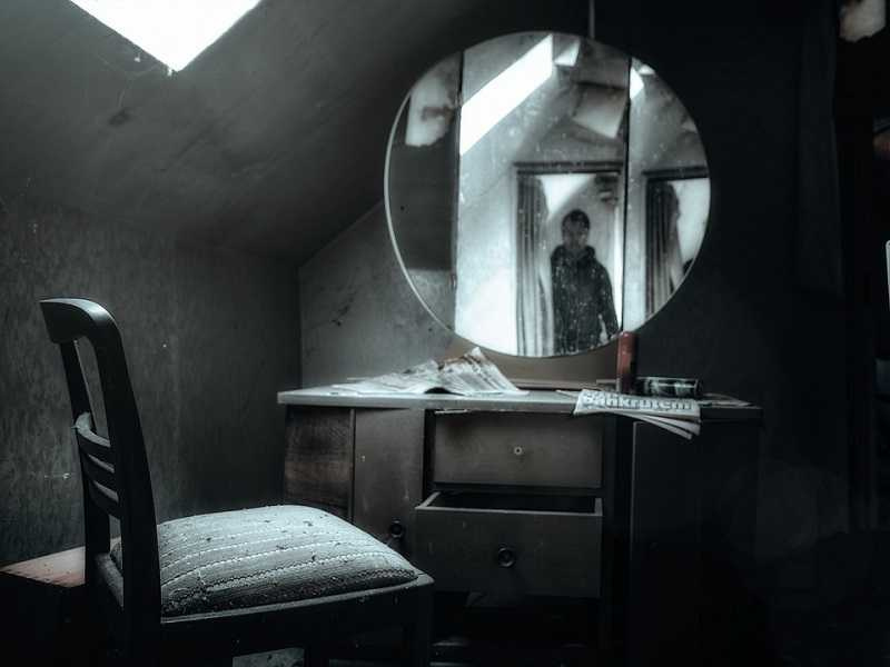 罵鬼釀慘禍！他卡到陰竟大膽嗆「那麼厲害出來看看」　4個月後惡鬼「拿黑令旗復仇」壓床狂吼：殺光你全家